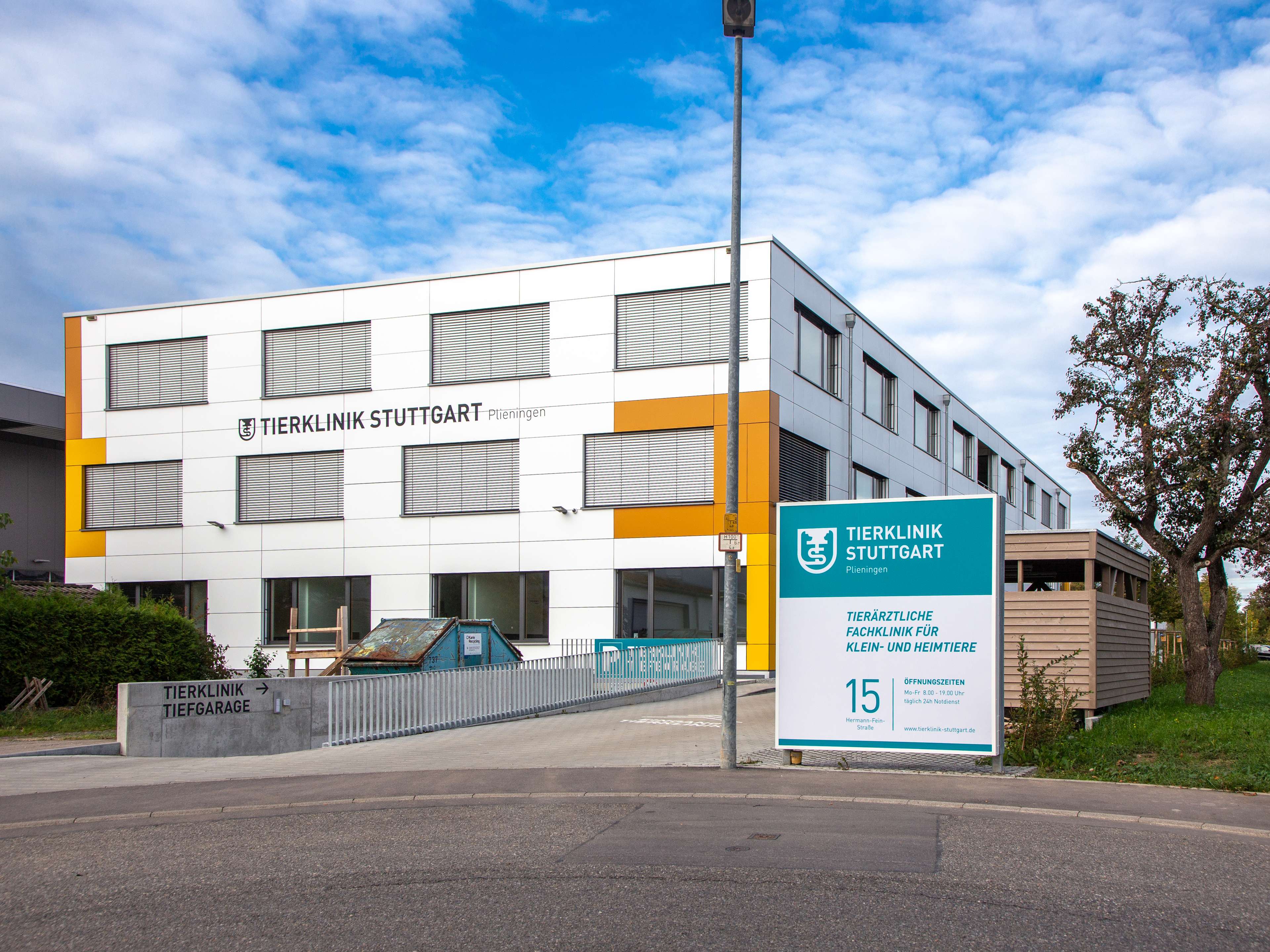 View 1 of AniCura Tierklinik Stuttgart Plieningen