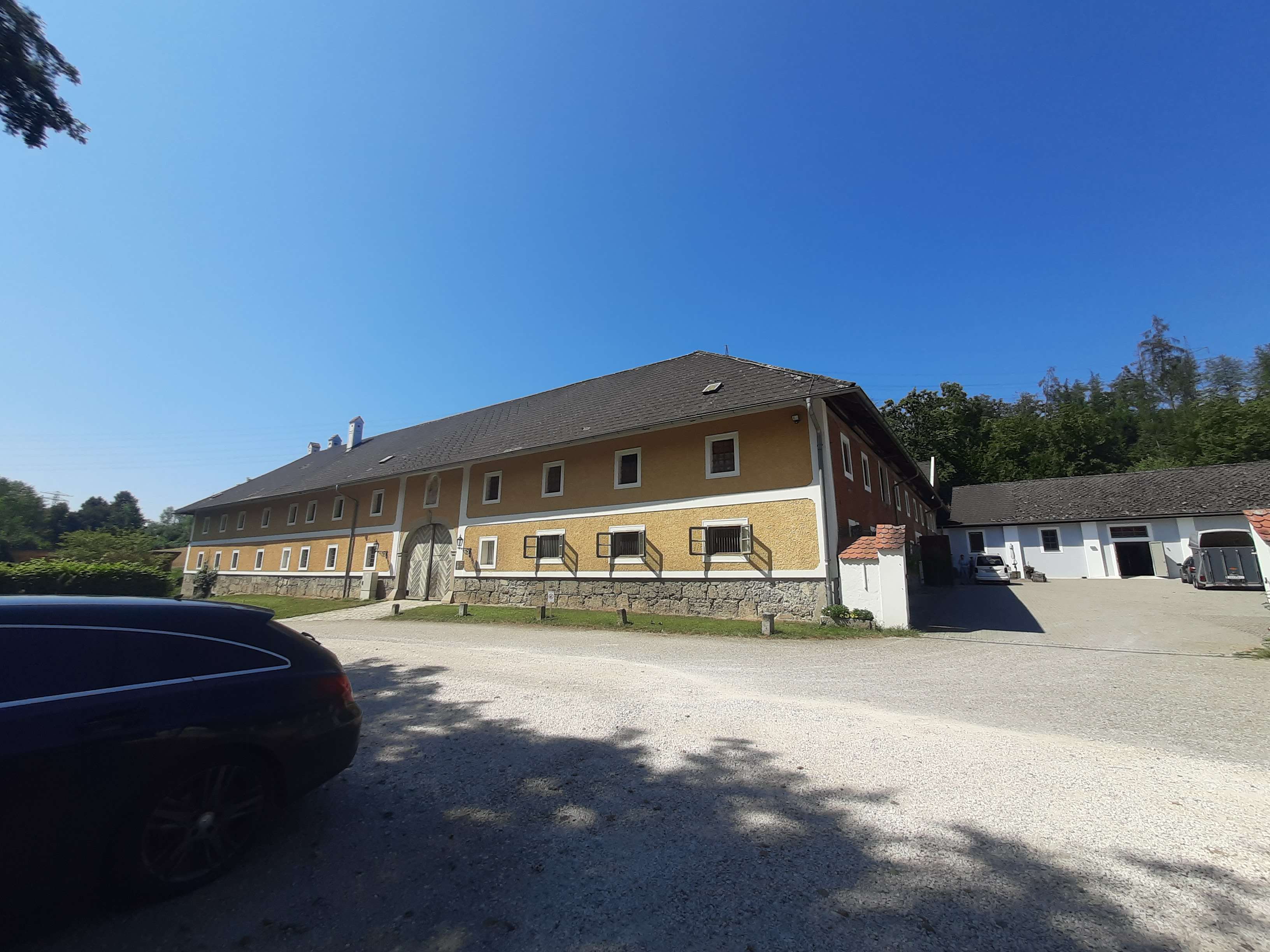 Ansicht 3 von Pferdeklinik Tillysburg