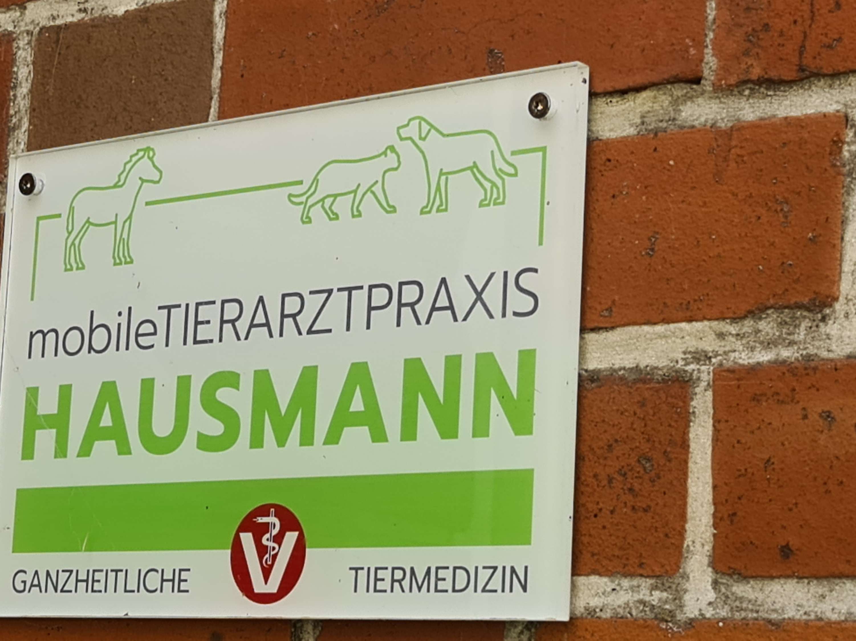 View 2 of mobile Tierarztpraxis Hausmann