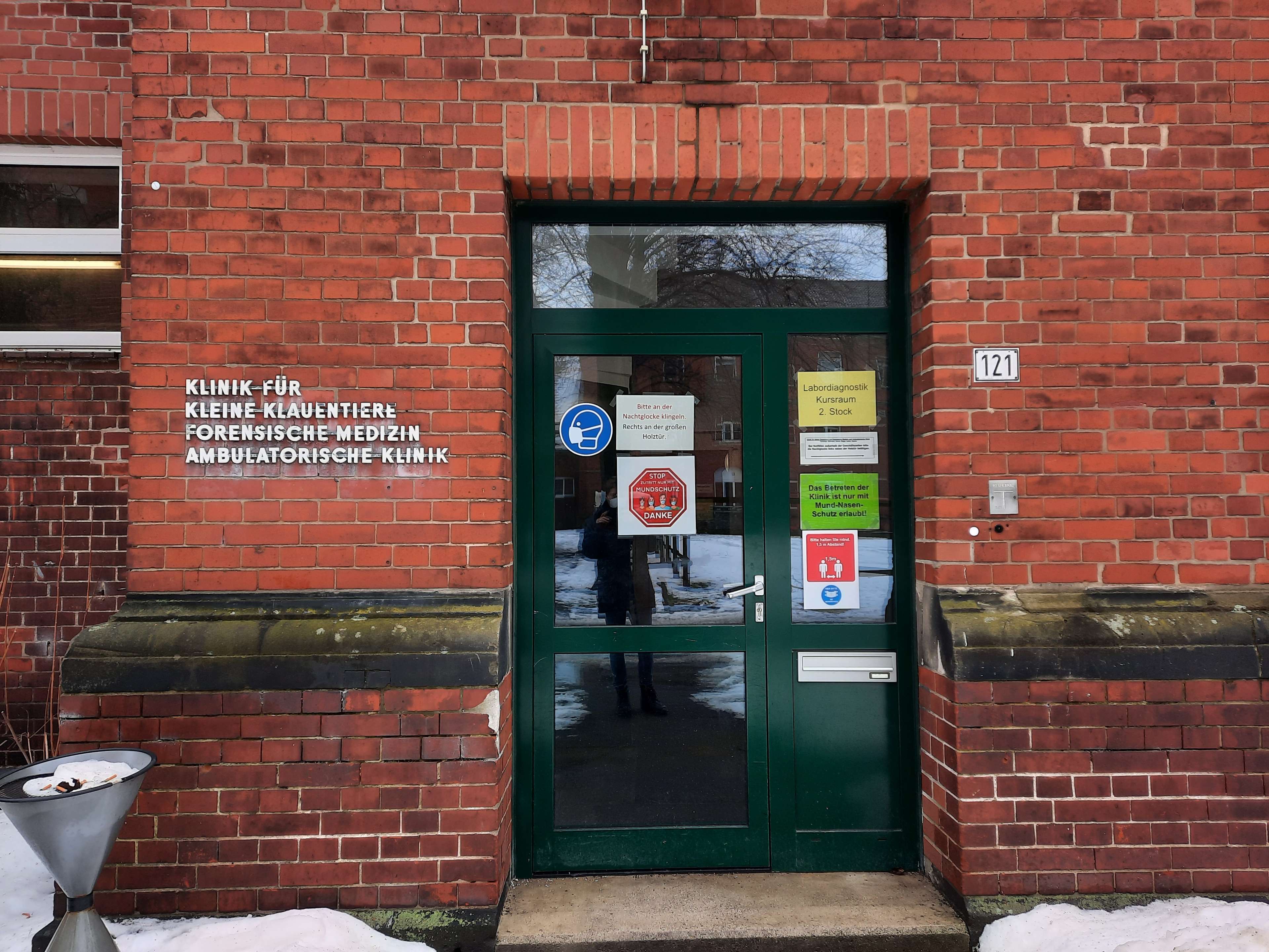 Ansicht 2 von Klinik für kleine Klauentiere