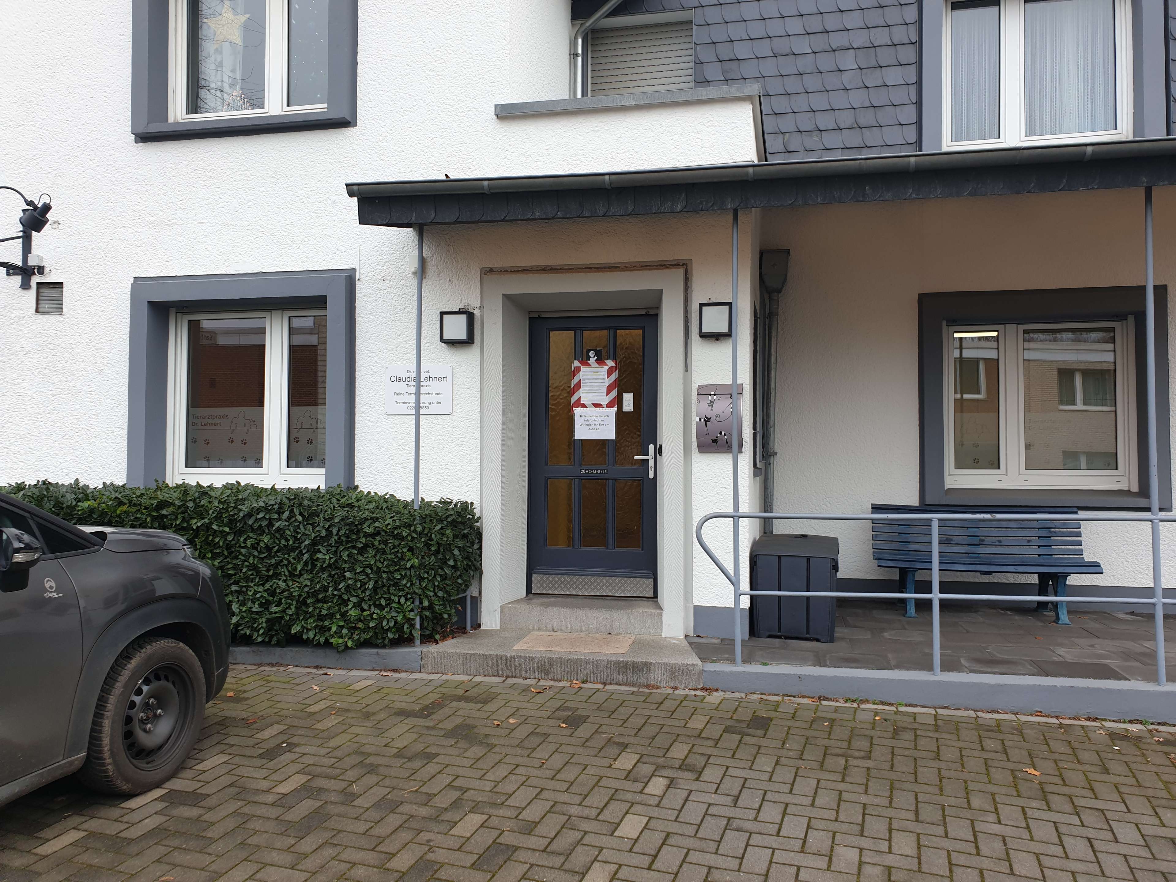 Ansicht 3 von Dr.med.vet. Claudia Lehnert Tierärztin