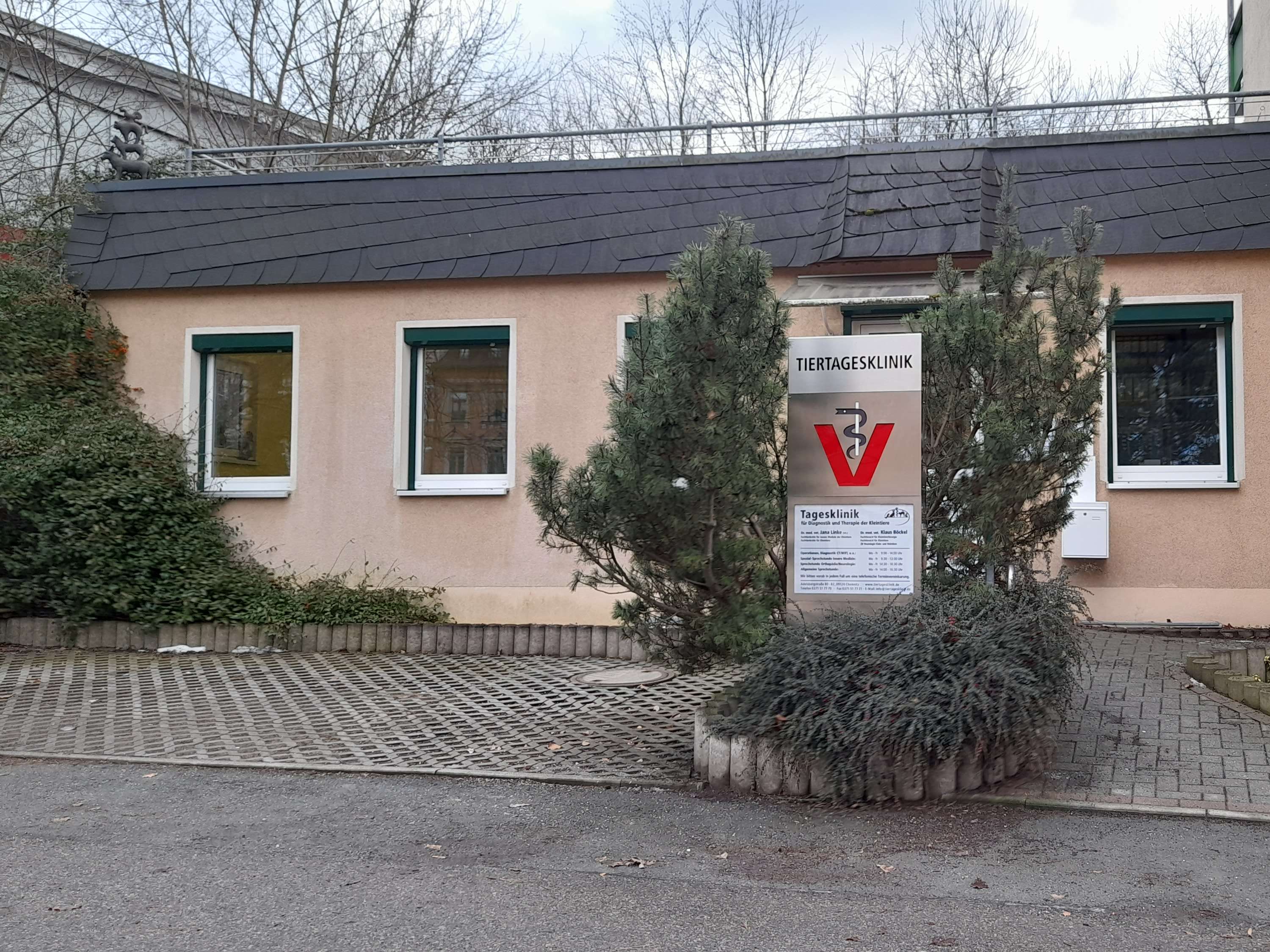 View 1 of Tagesklinik für Diagnostik und Therapie der Kleintiere