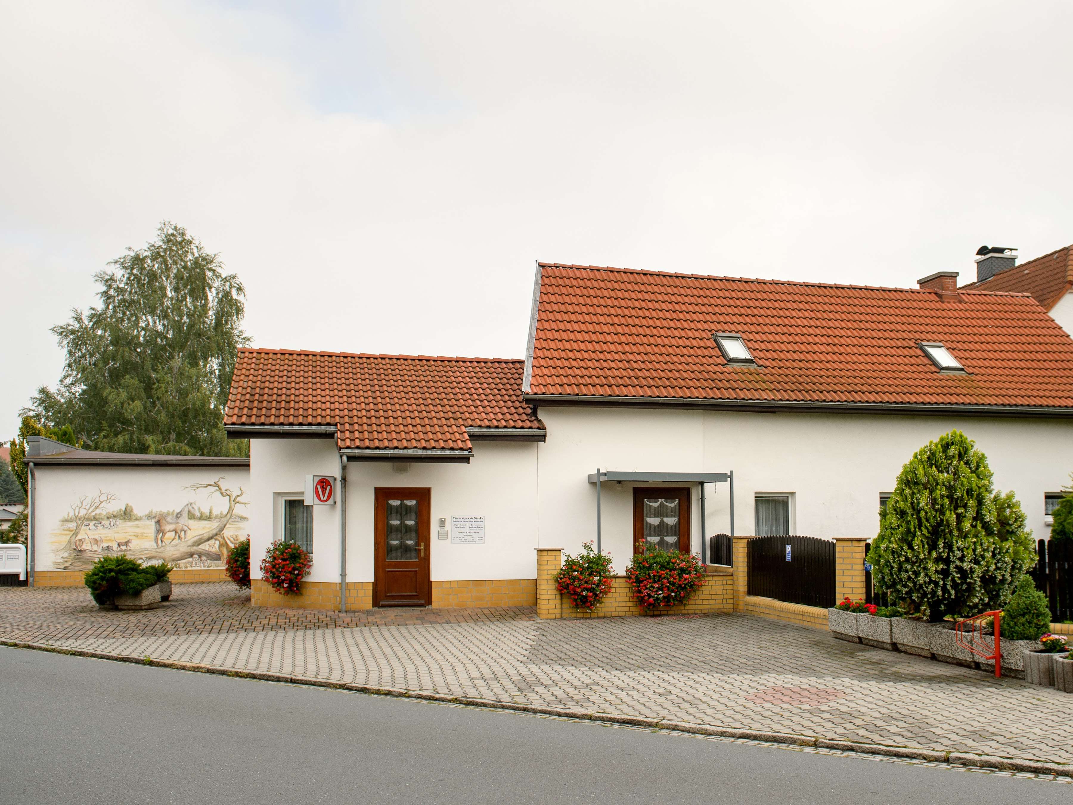 View 2 of Dr. med. vet. Andreas Starke