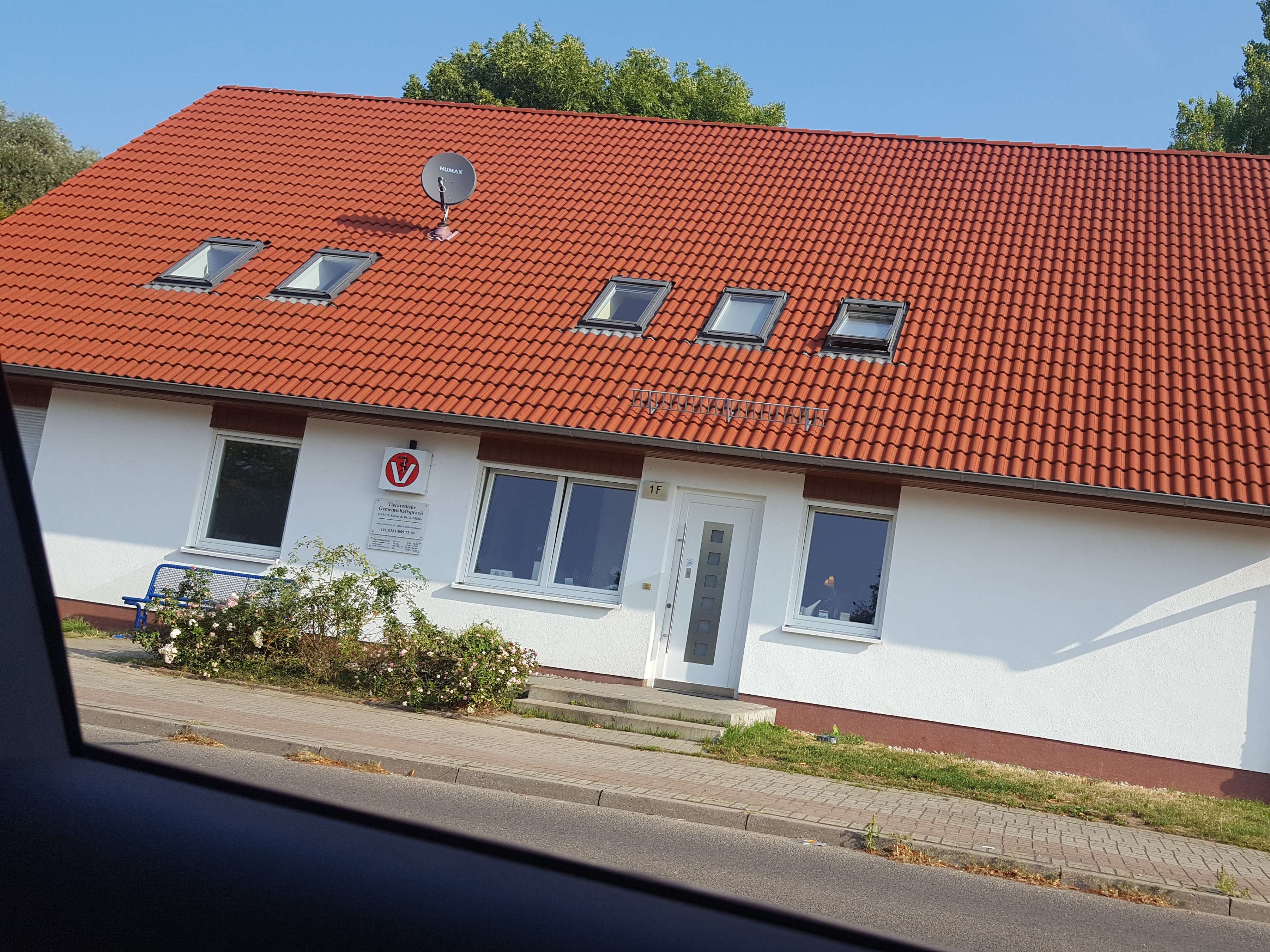 Ansicht 1 von Tierarztpraxis Sievershagen - Sophie Möller