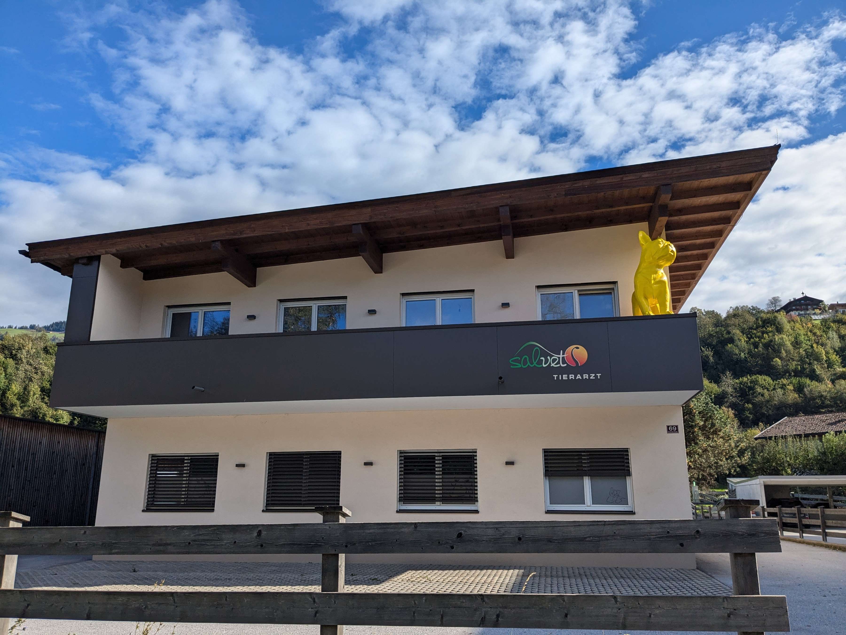 Ansicht 3 von Tierarzt Salvet Hopfgarten