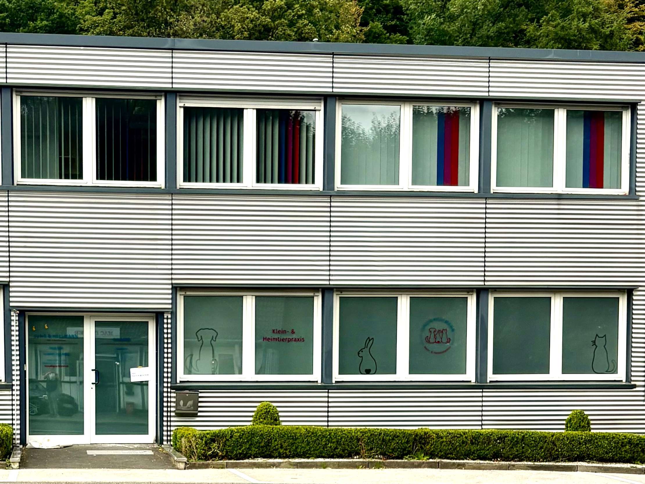 View 1 of Klein- und Heimtierpraxis Jung-Hellmann in Oberveischede (Olpe)