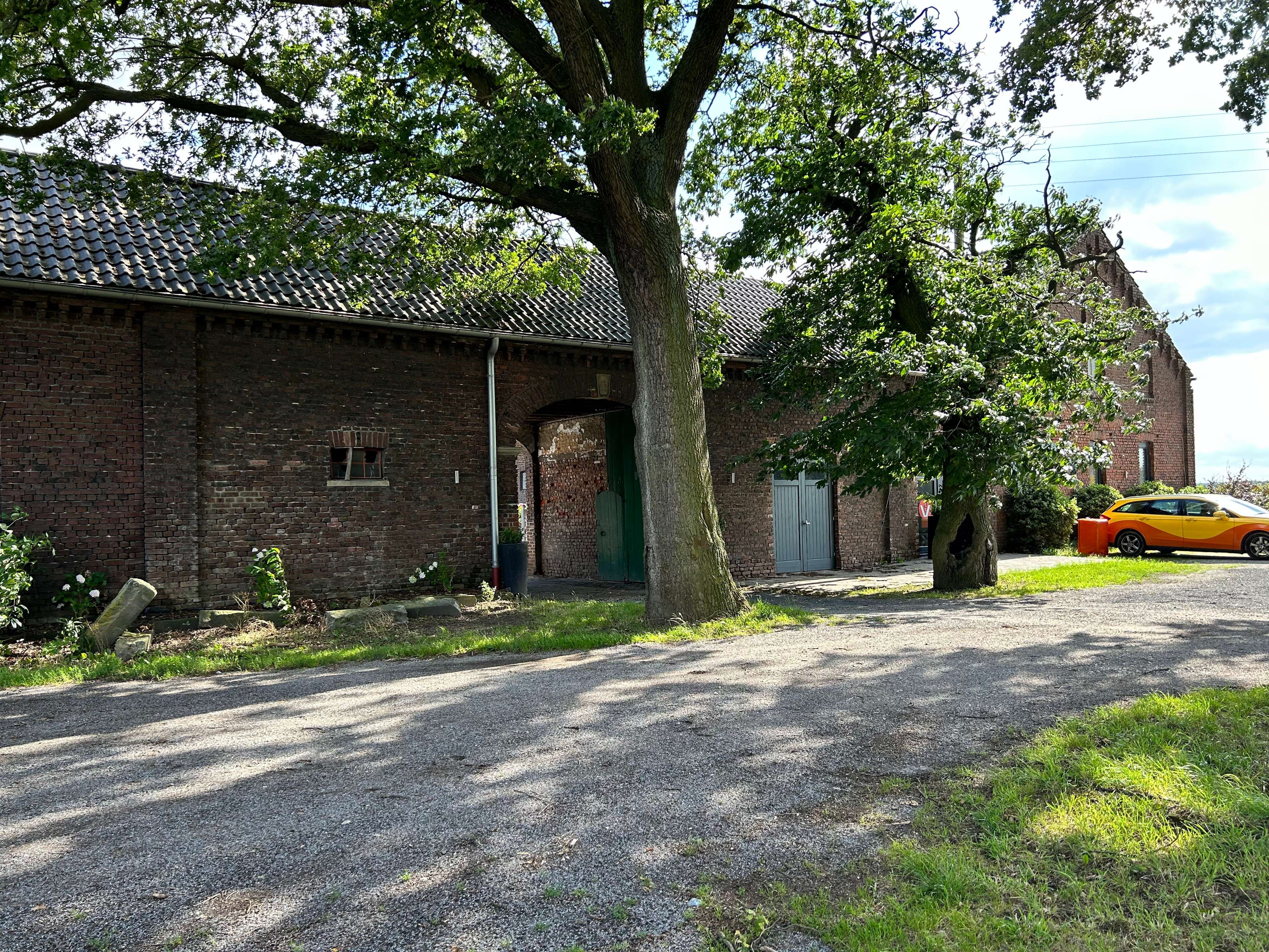 View 1 of Dr. Alexandra Feichtenschlager Tierärztin