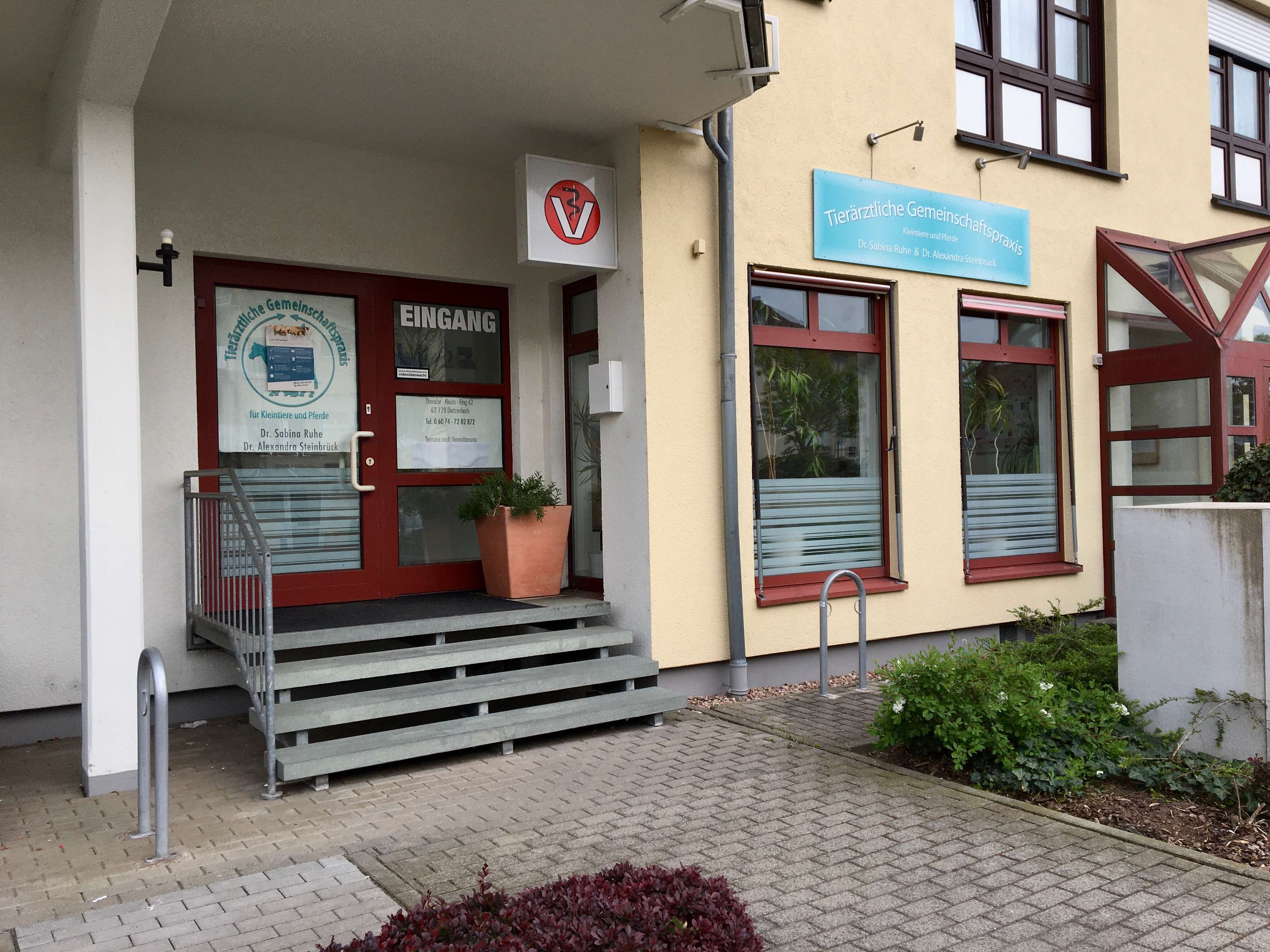 View 1 of Tierarztpraxis Dr. Ruhe & Dr. Steinbrück - Dietzenbach-Mitte