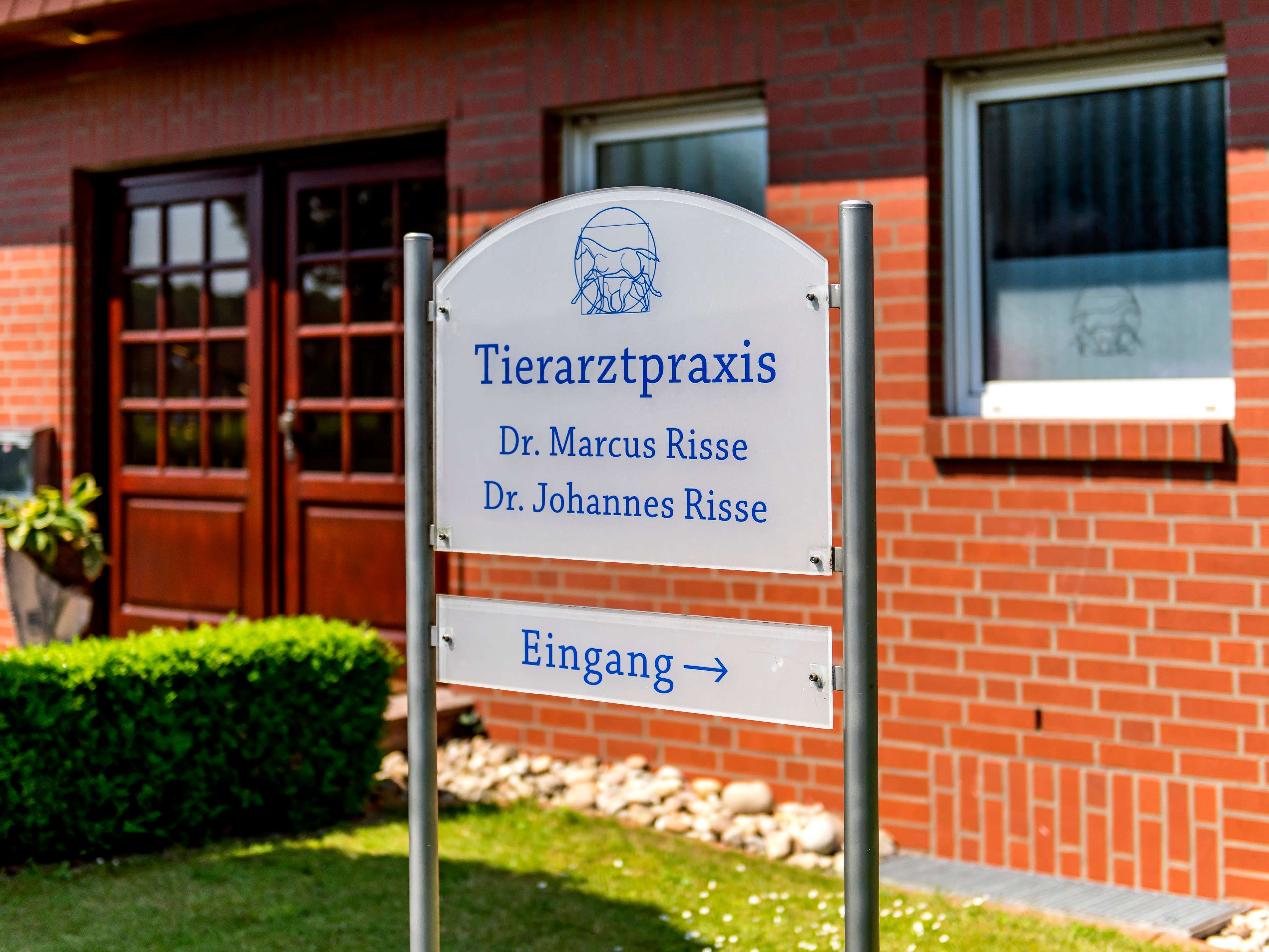 View 3 of Tierarztpraxis Dr. Marcus Risse & Dr. Johannes Risse