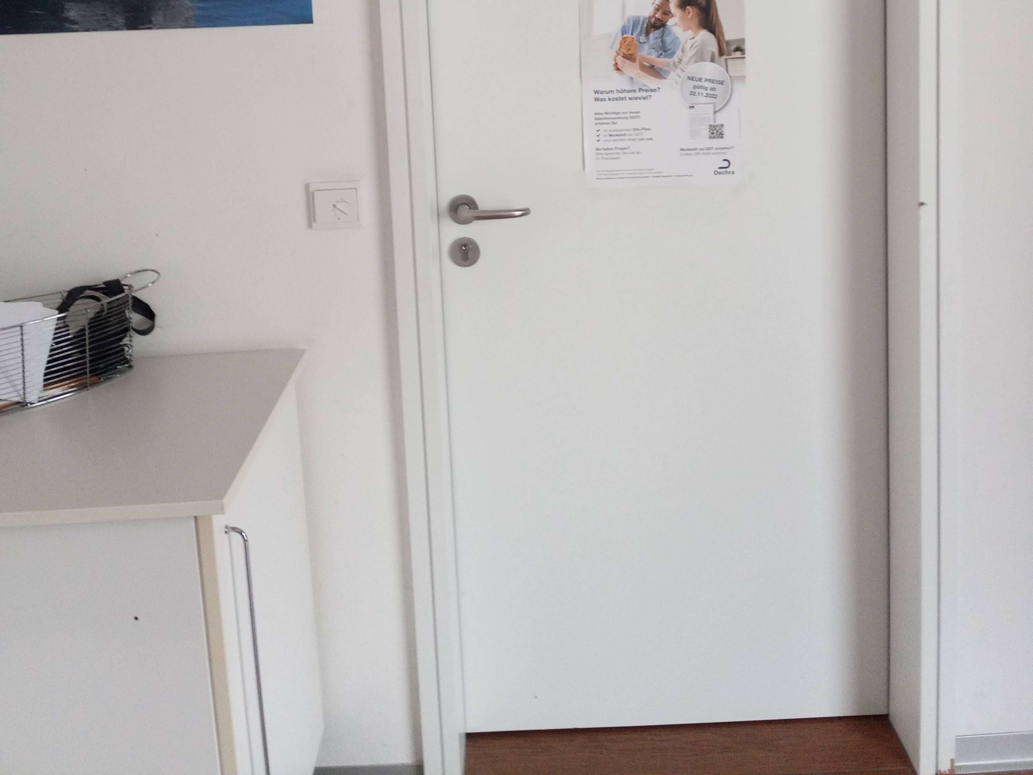 Ansicht 2 von Dr. med. vet. R. Sailstorfer
