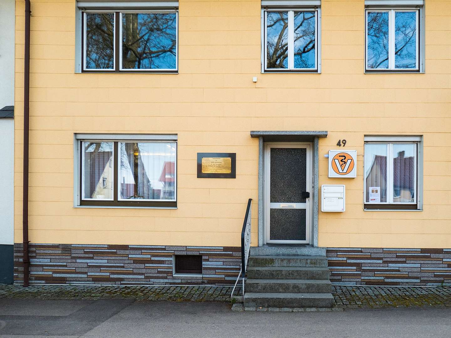 Ansicht 1 von Tierarztpraxis für Groß- und Kleintiere Dr. Wolf Rensmeyer