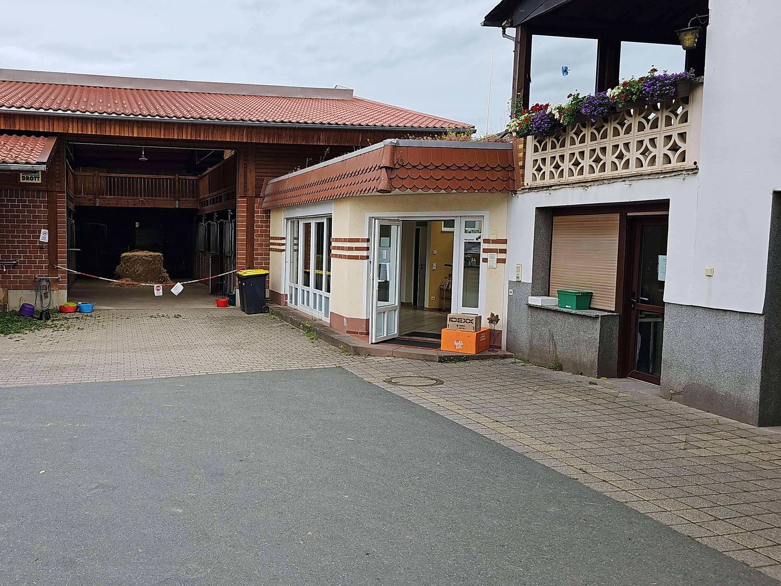 Ansicht 2 von Pferdeklinik Heftrich