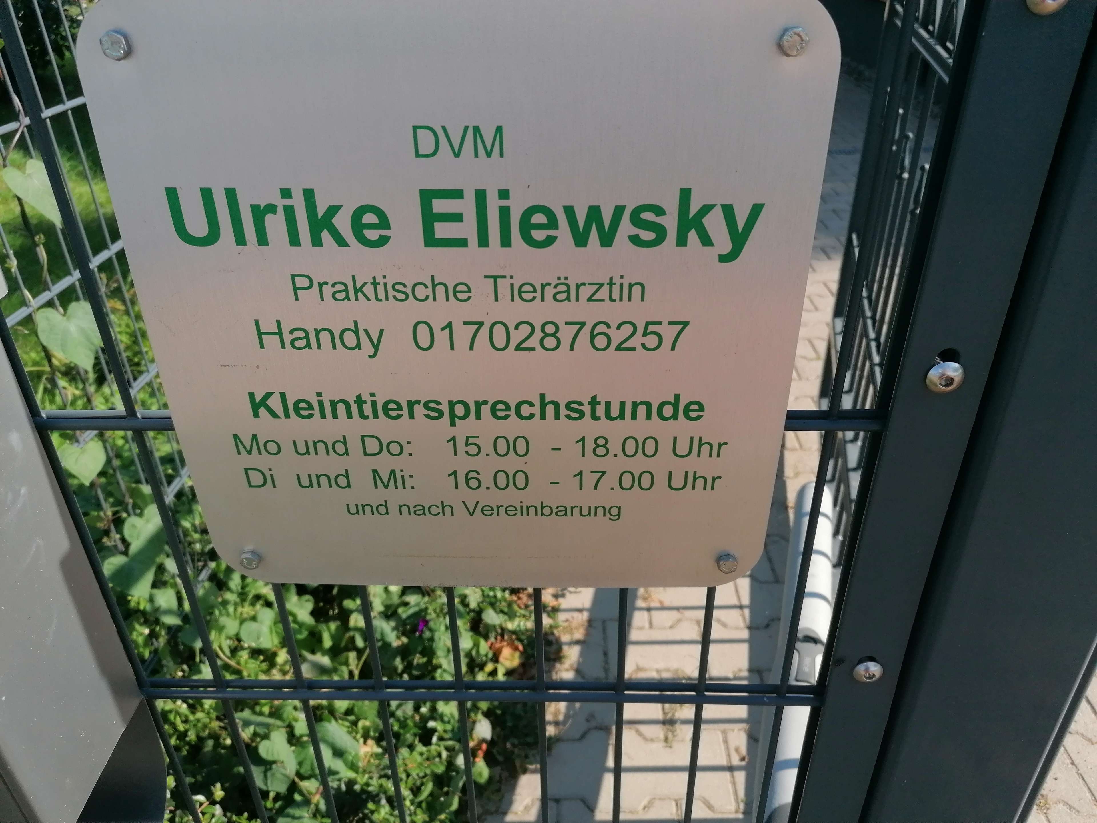 View 1 of Tierarztpraxis Ulrike Eliewsky
