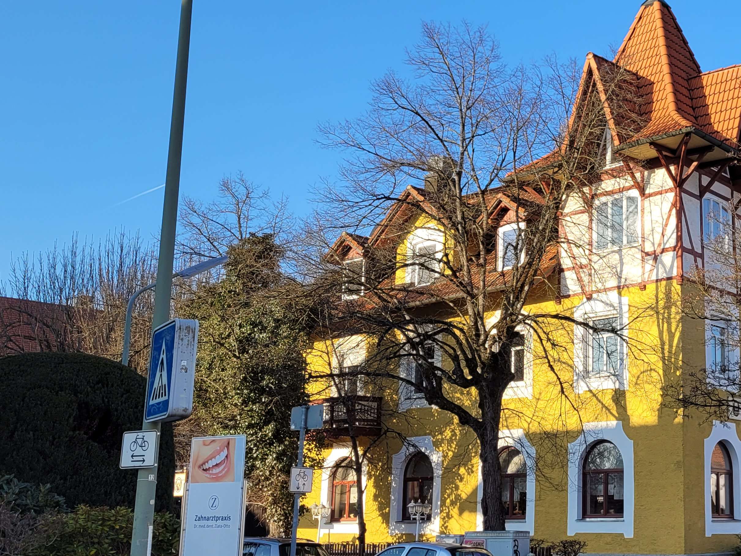 Ansicht 1 von Dr. med.vet. Andrea Eichinger