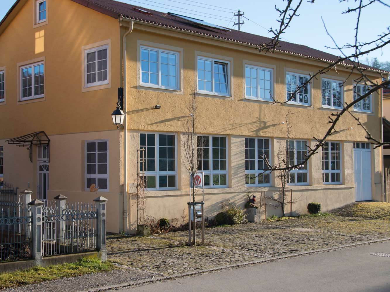 View 2 of Dres. med. vet. Reinhild und Klaus-Peter Hipp Tierarzt