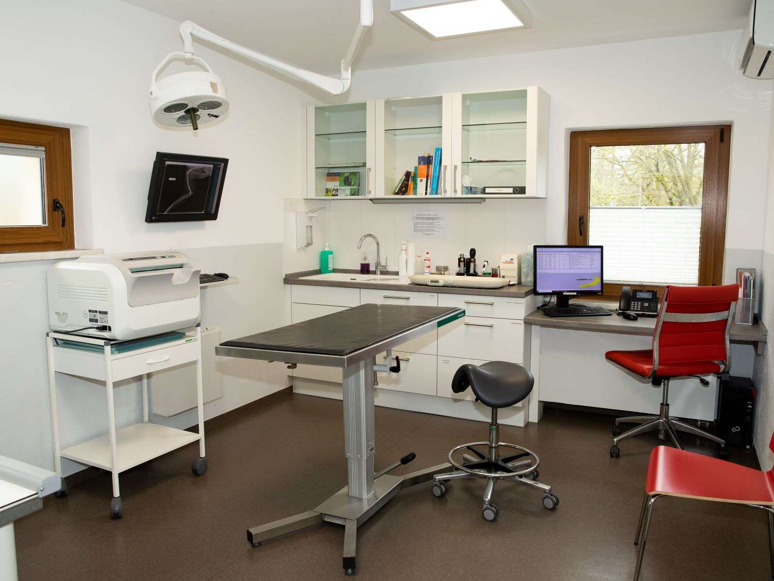 Ansicht 3 von Kleintierpraxis am Loderhof Sulzbach-Rosenberg Tierarzt und Überweisungspraxis