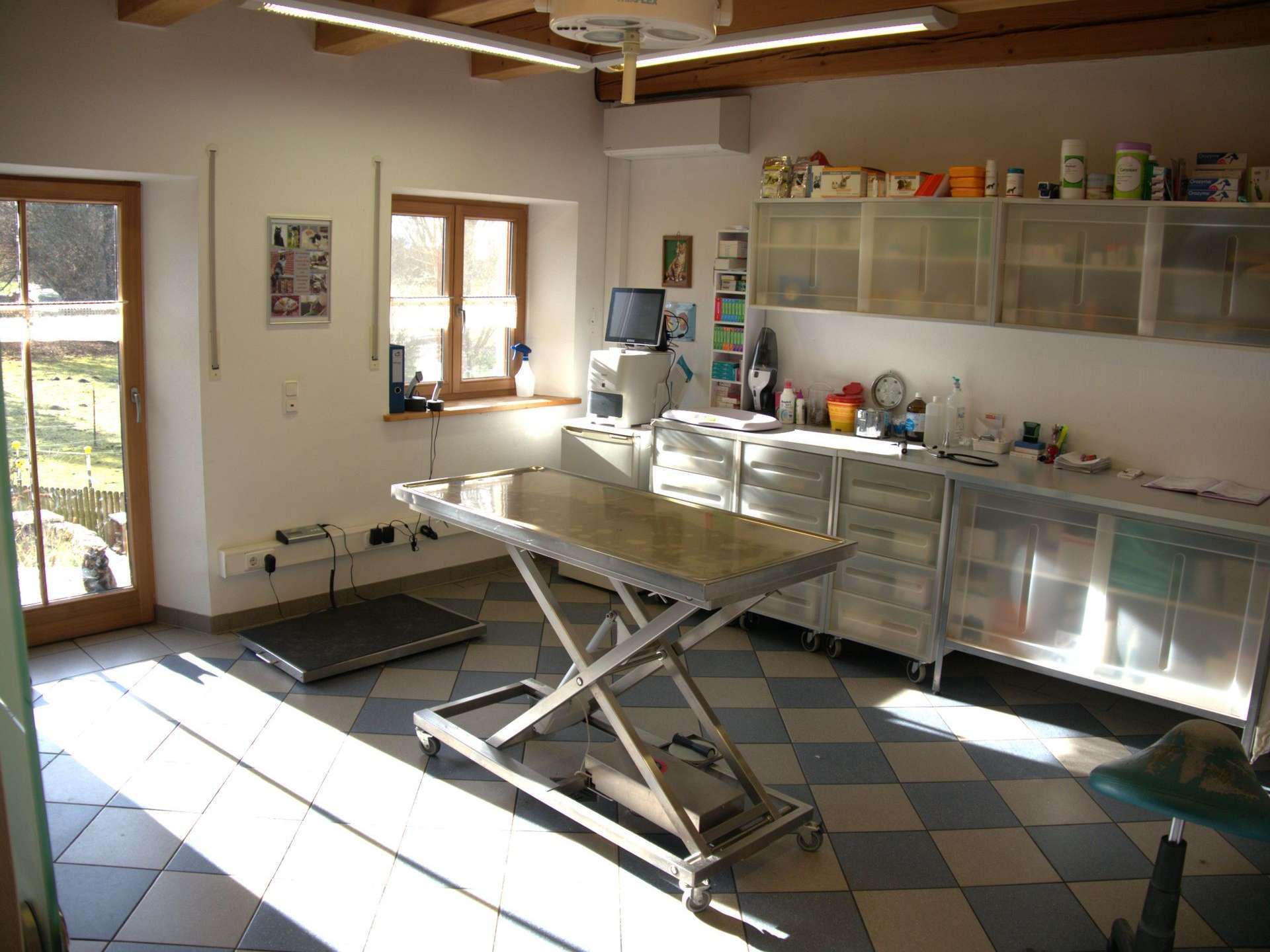 View 2 of Kleintierpraxis Dr. Sylvia Lahr