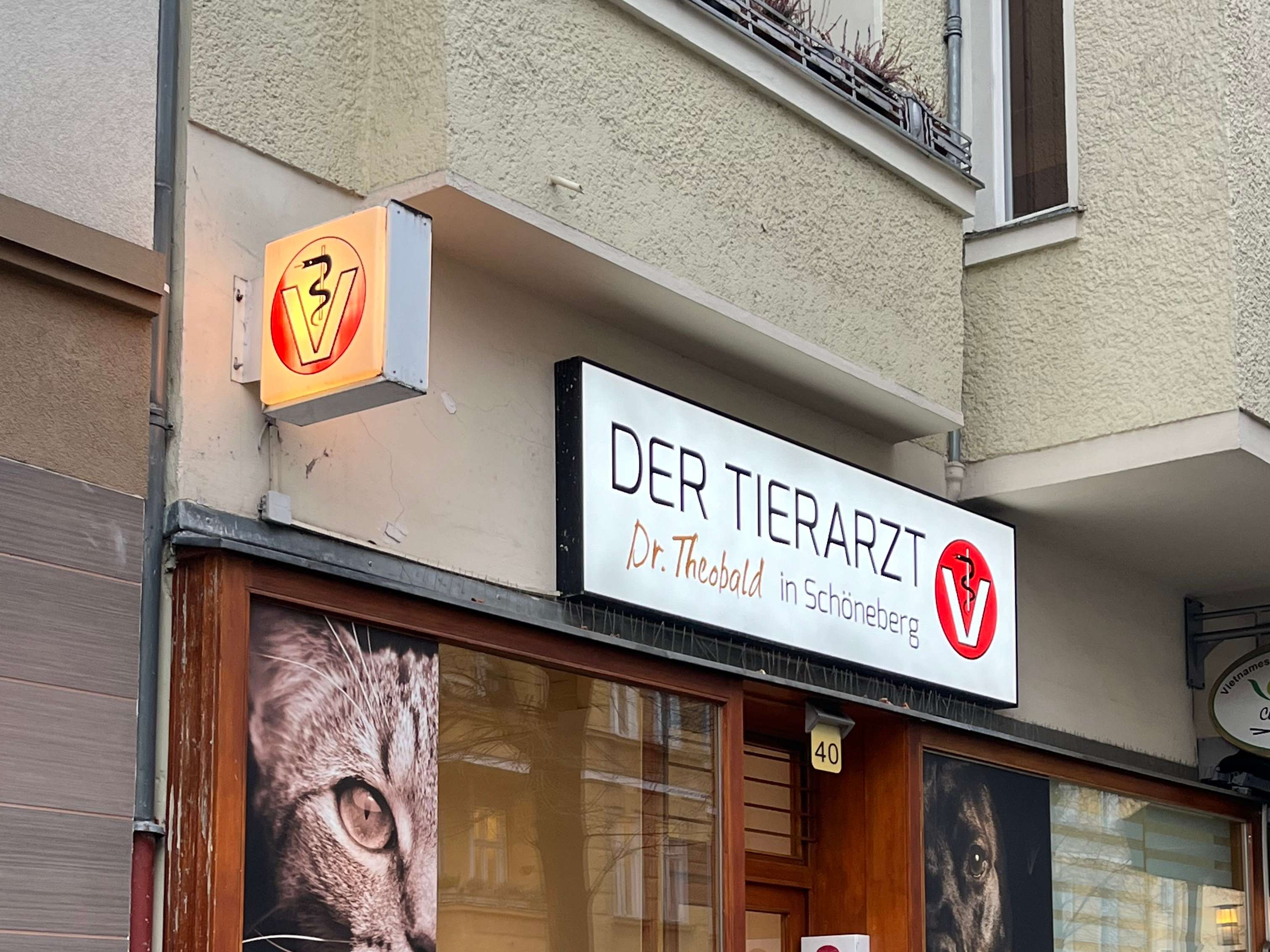 Ansicht 3 von DER TIERARZT Dr. Theobald in Schöneberg