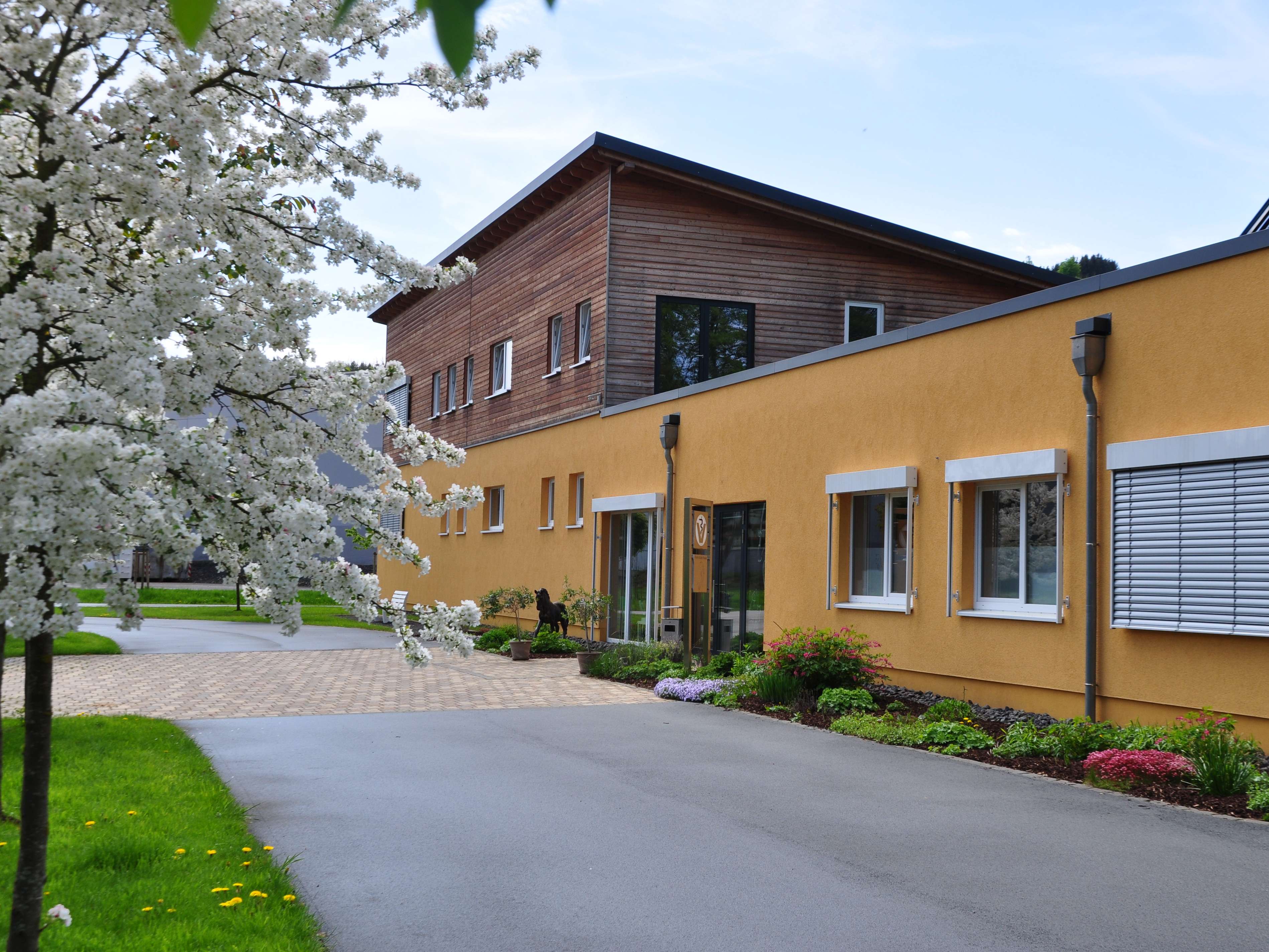 Ansicht 1 von Tierärztliche Pferdeklinik am Sorpesee