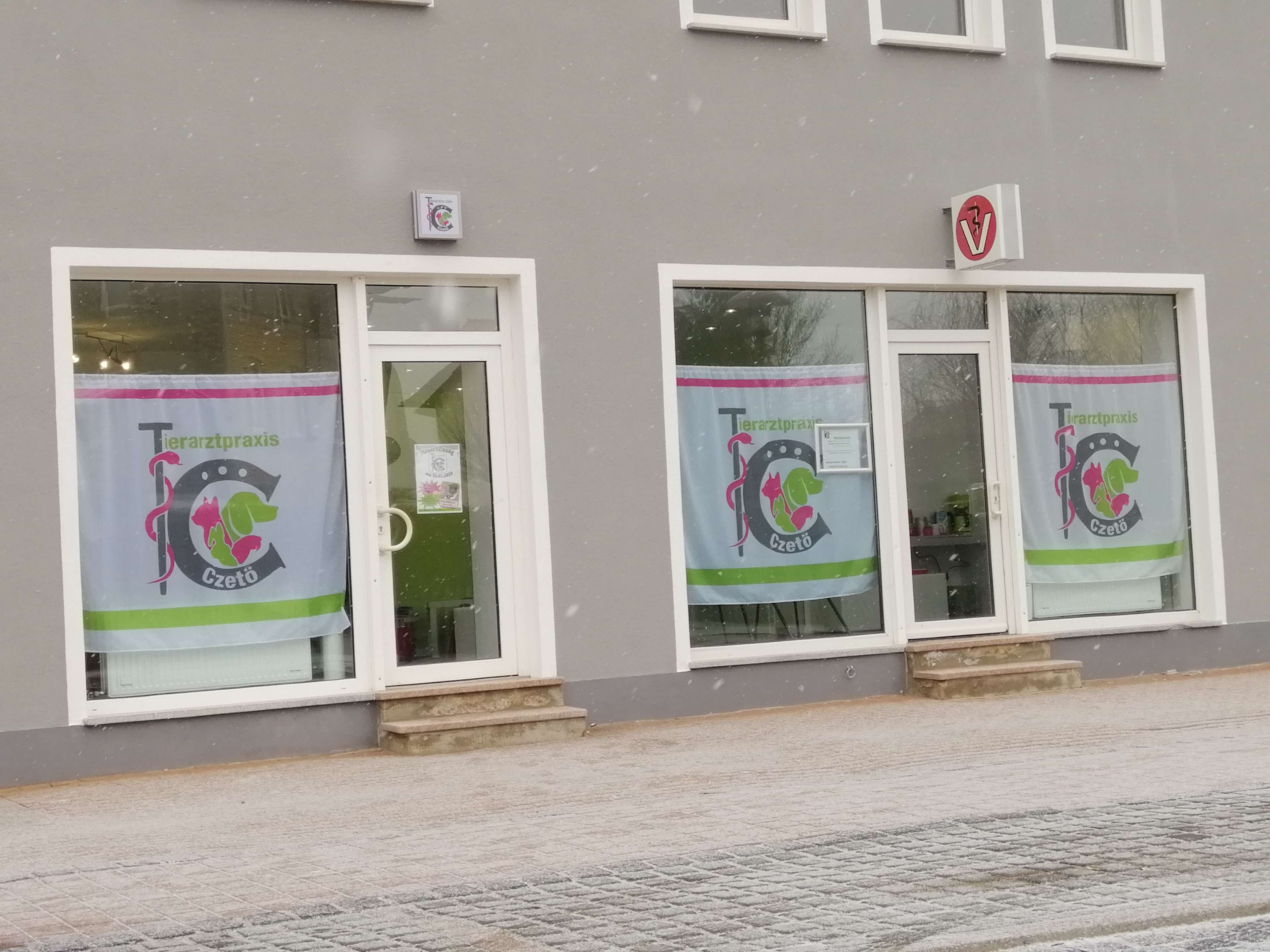 View 2 of Tierarzt Praxis Czetö