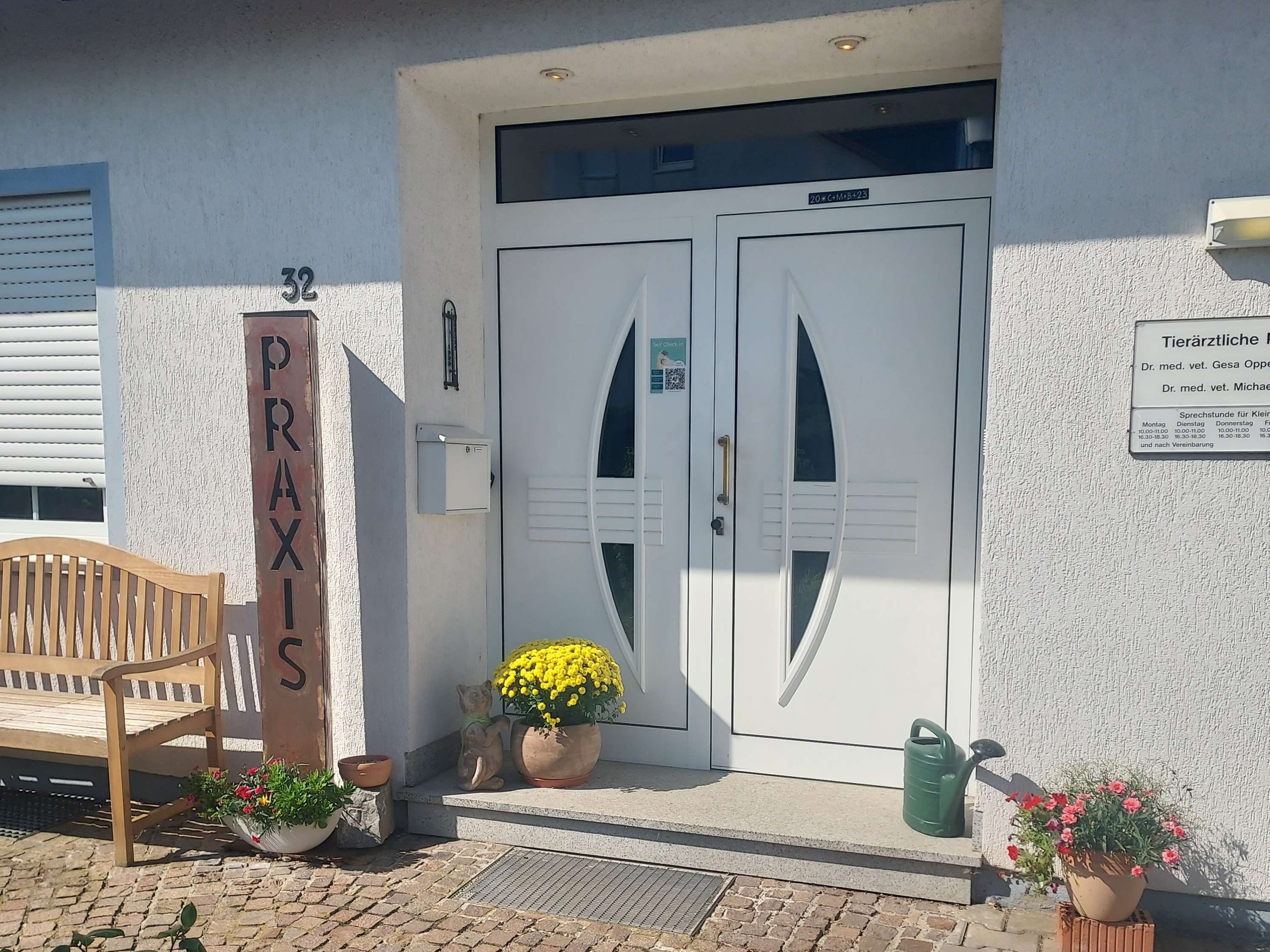 Ansicht 3 von Tierärztliche Gemeinschaftspraxis Dr. G. Oppelland-Störk und Dr. M. Störk | Iphofen
