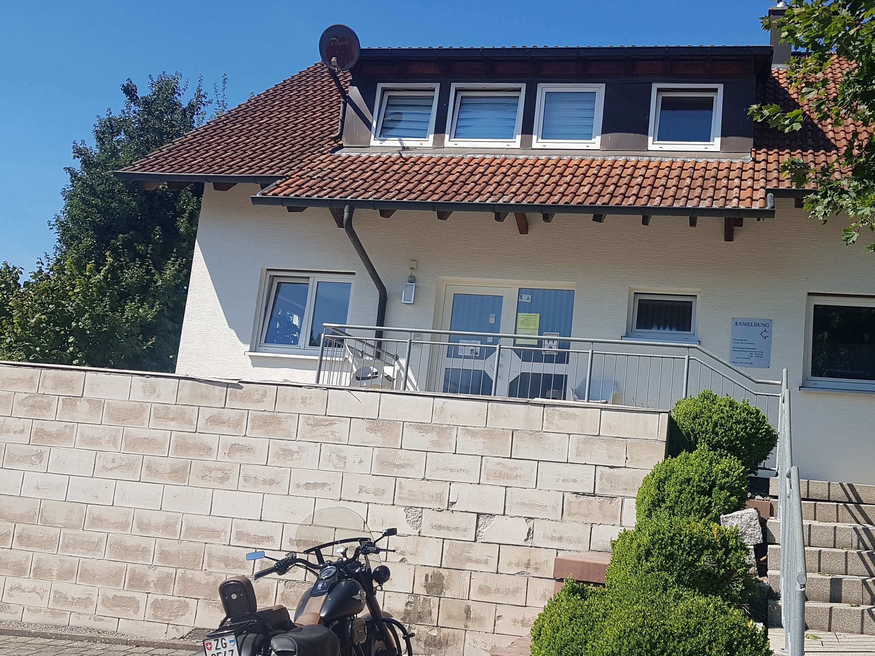 View 3 of Tierärztliches Zentrum für Pferde in Kirchheim Altano GmbH, Niederlassung Empfingen