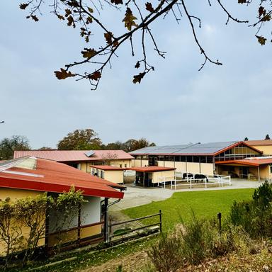 Preview of Pferdeklinik Dallgow Altano GmbH - 24 Stunden Notdienst