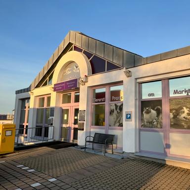 Preview of Tierärztin Marina Schmitt